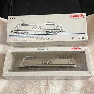 Maerklin H0   Electric Locomotive 34381 in Box unused